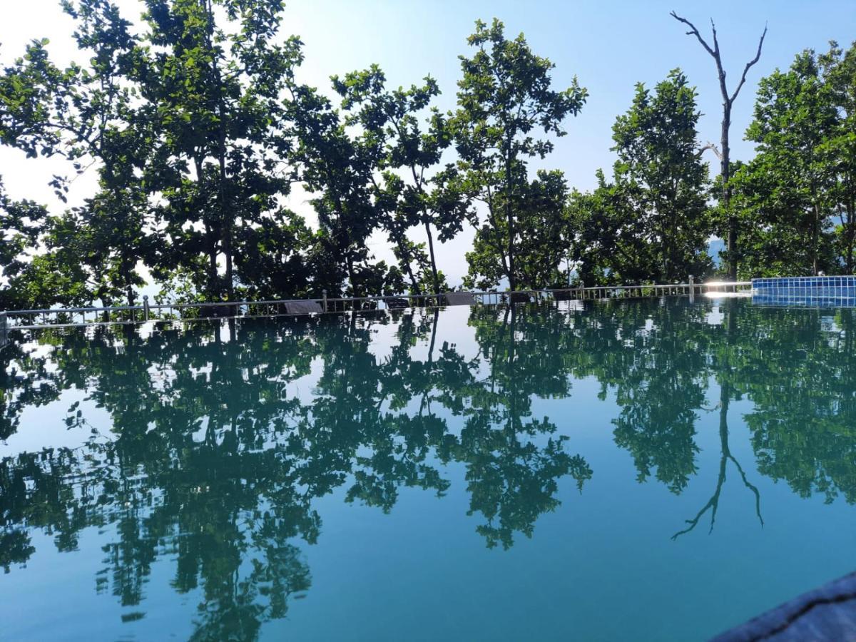 Blue Pine Orchards - Villas Lansdowne Ngoại thất bức ảnh