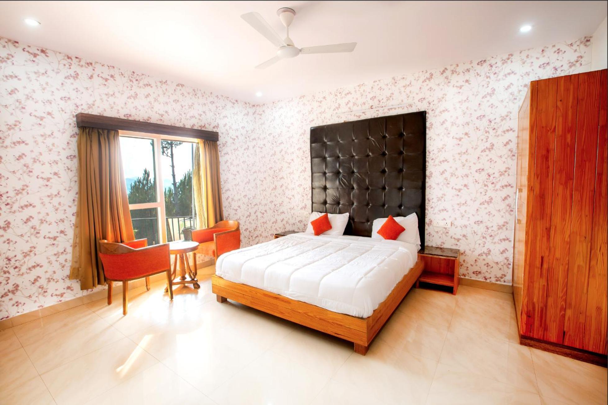 Blue Pine Orchards - Villas Lansdowne Ngoại thất bức ảnh